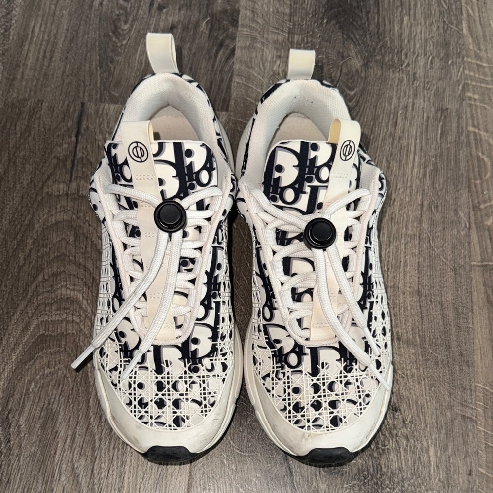 Dior sneakers